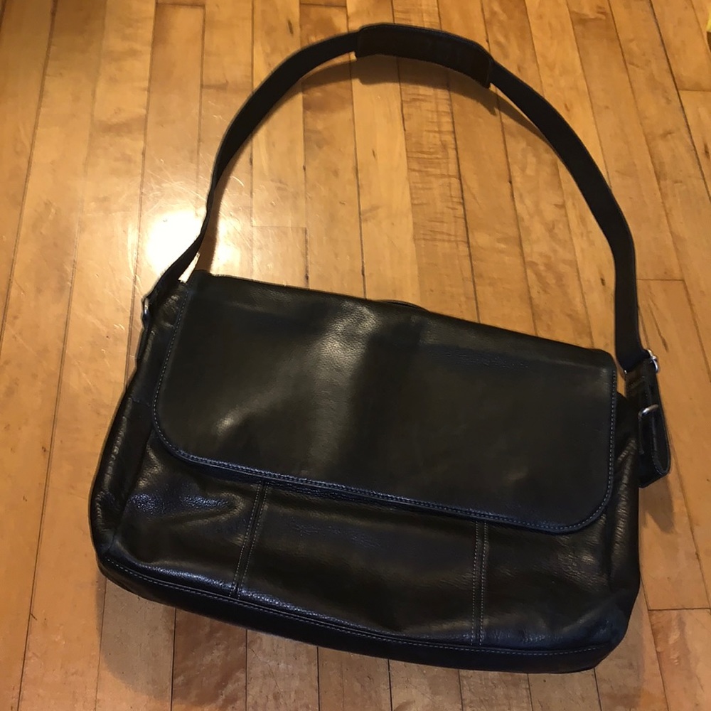El Portal Black Leather Messenger / Laptop Bag